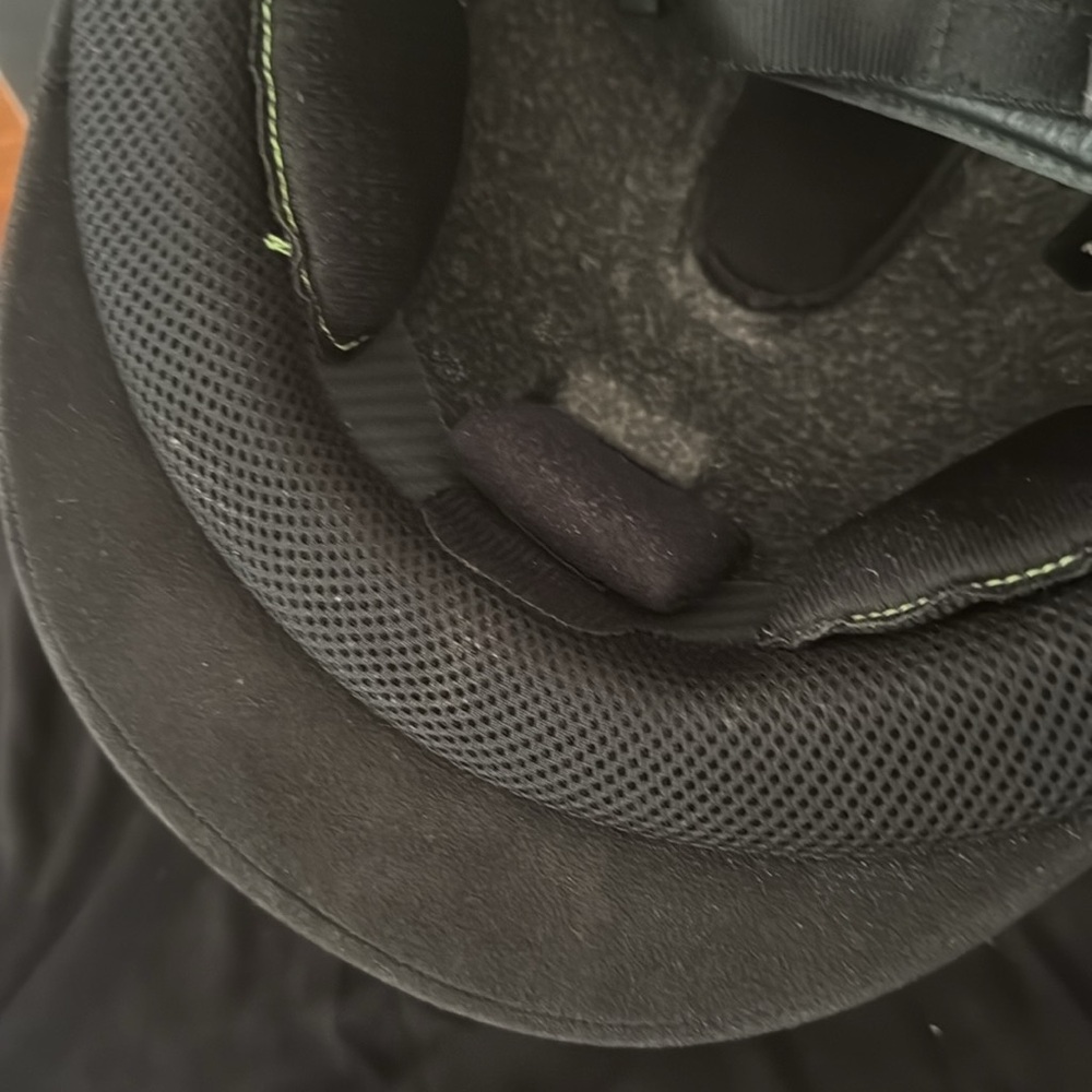 Samshield Riding Helmet - Picture 7 of 16
